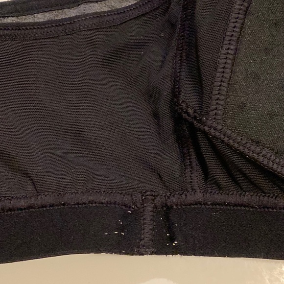 Reebok vent mesh & keyhole sports bra molded cups Small / Extra Small gray black - Picture 13 of 14